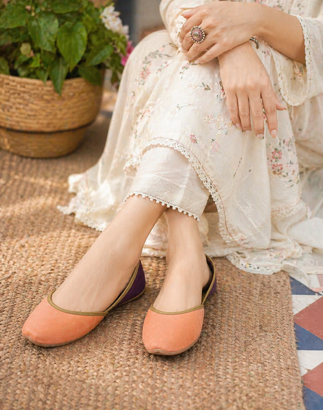 Colours Of Yaosang Jutti Genuine Leather Footwear
