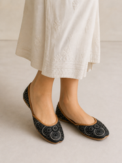 Monochrome Jutti Genuine Leather Footwear