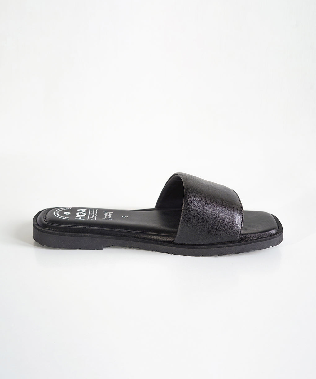 Black Slip-on Flat Sandals