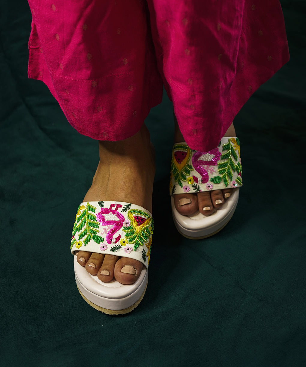 Hawa Hawai White Open Toe Wedge Sandal