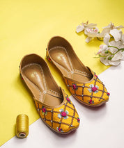 Yellow Embroidered Leather Jutti