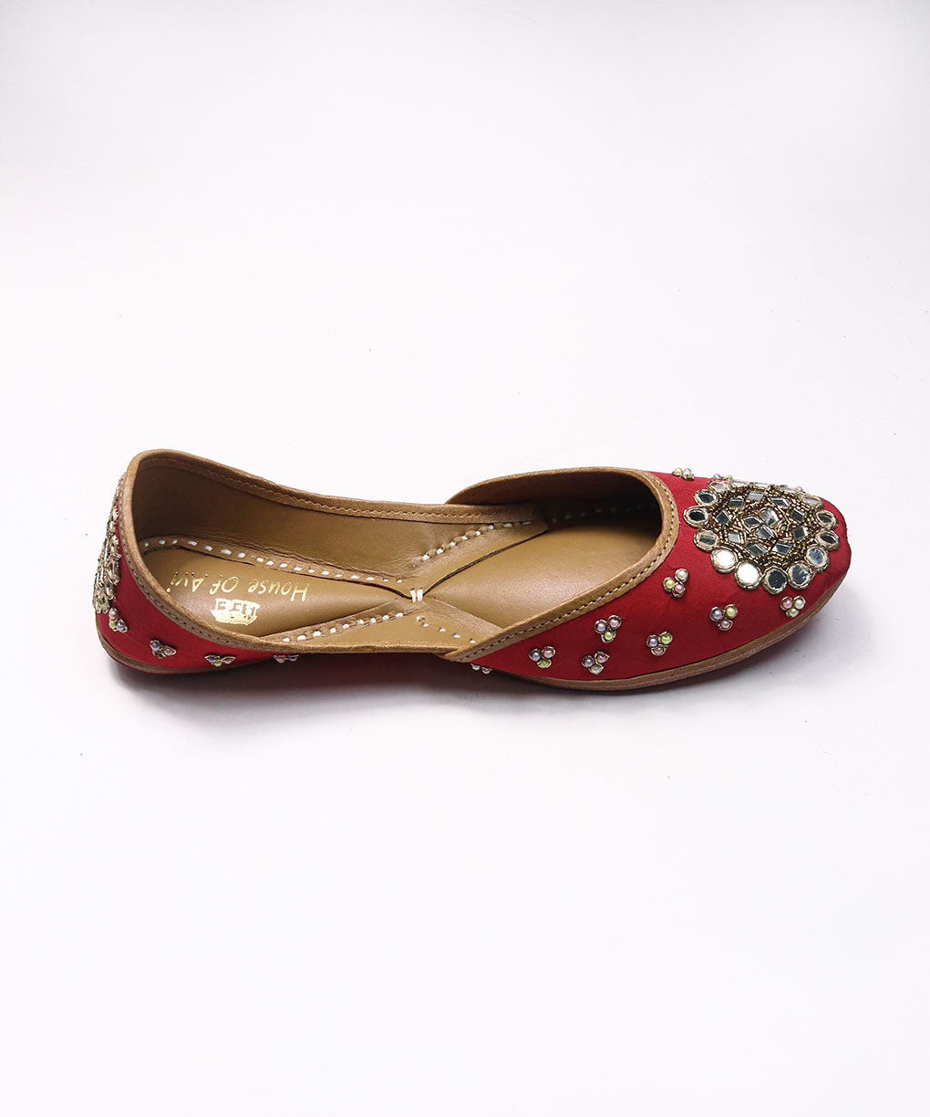 Red Embroidered Jutti