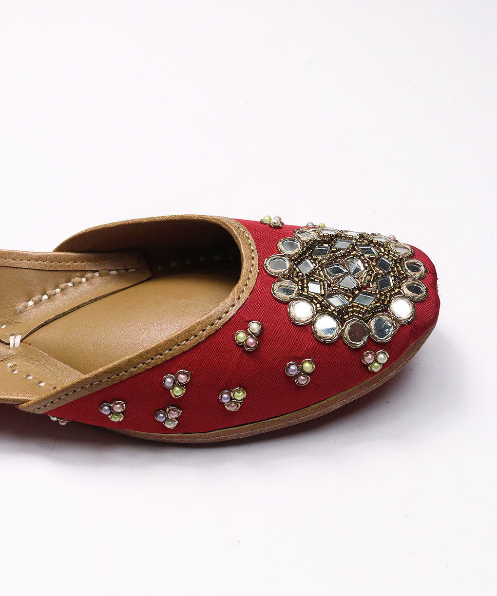 Red Embroidered Jutti
